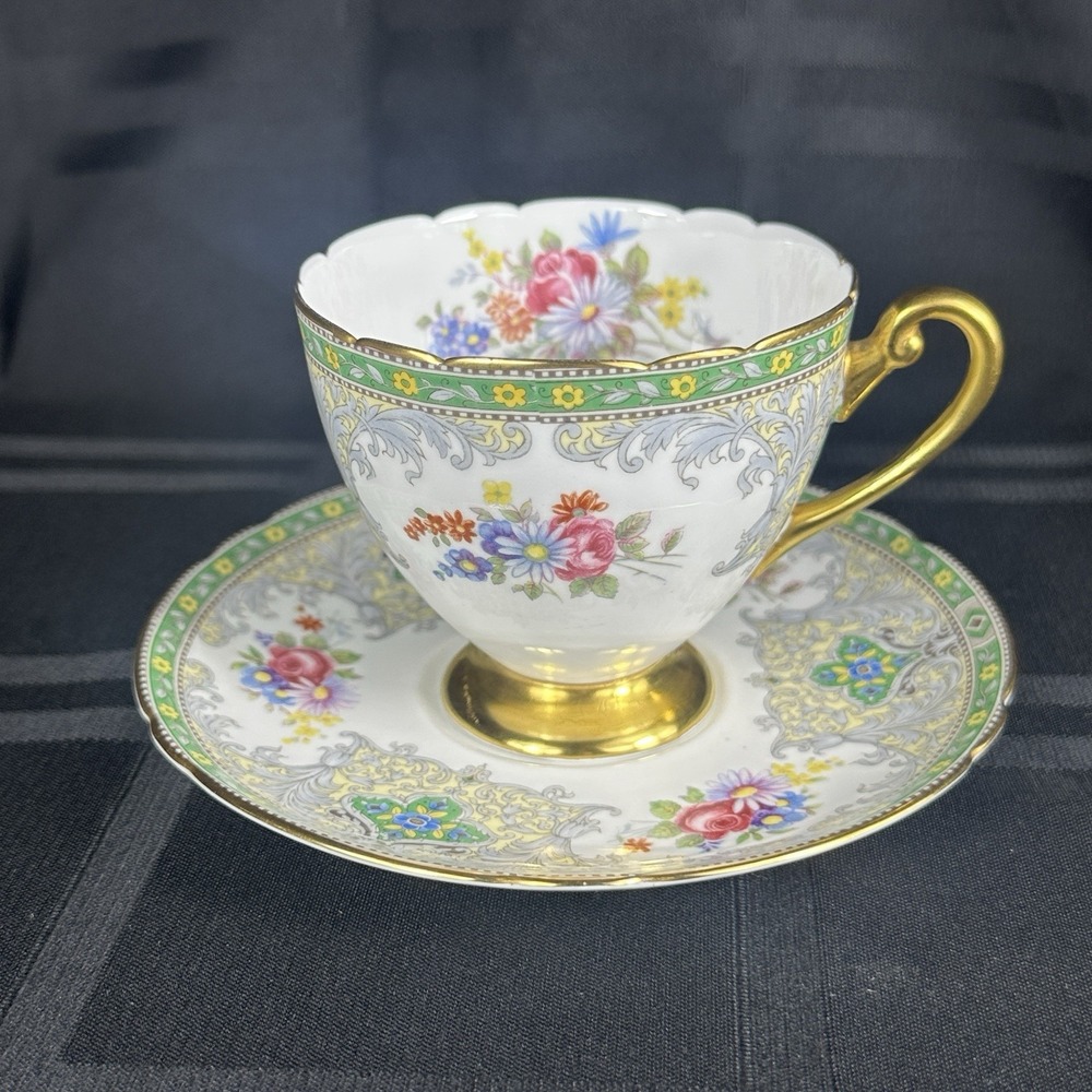 Shelley England Georgian Fine Bone China Tea Cup and Saucer Set Floral Gold Gilt